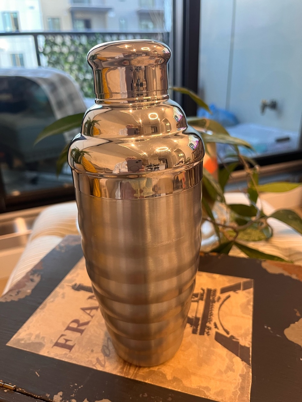 Stainless Steel Silver Cocktail Shaker - Sleek Bar Accessory